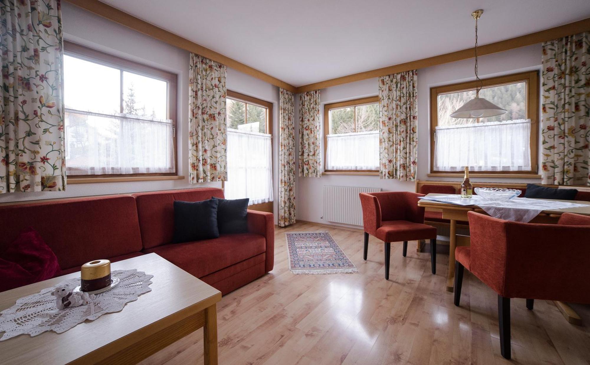 Alberts Bellevue Appartements Nauders Oda fotoğraf